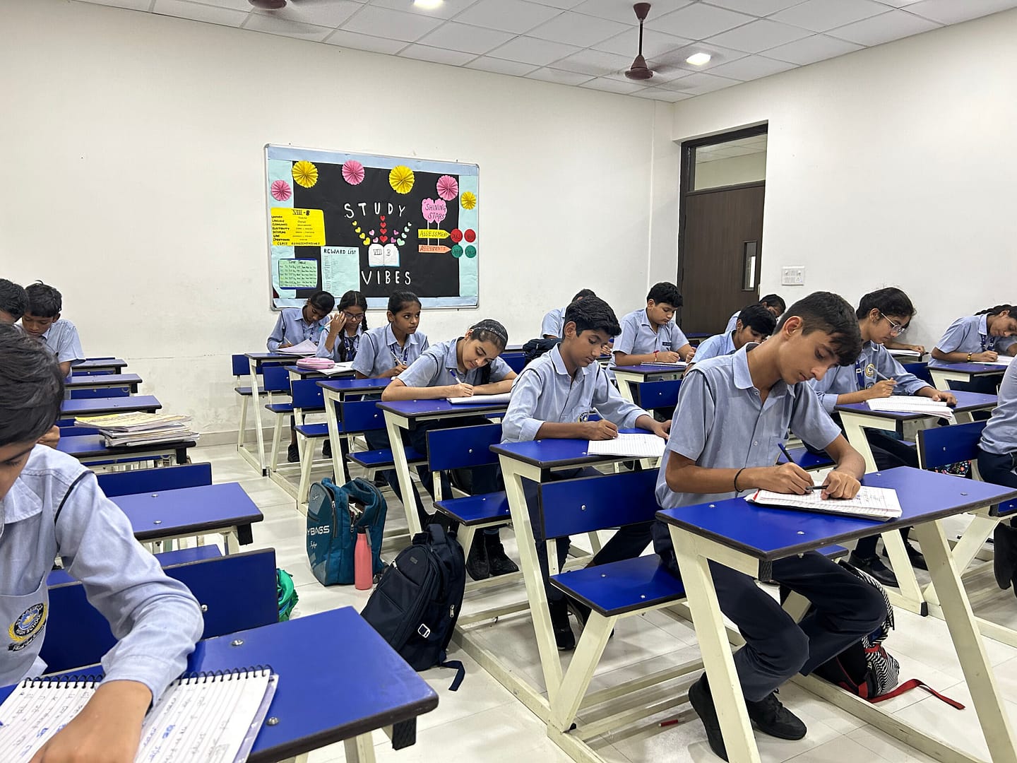 Students in SXHS in the Synchro-batch class